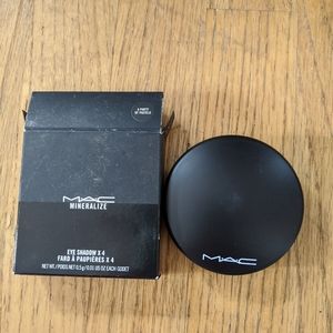 Mac eyeshadow palette